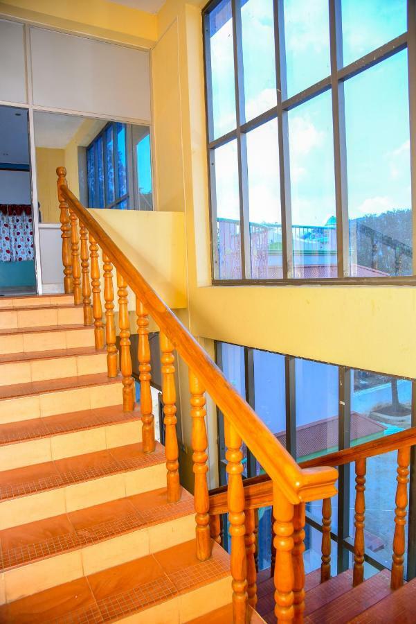 Mahathi Resort And Spa Yelagiri Extérieur photo